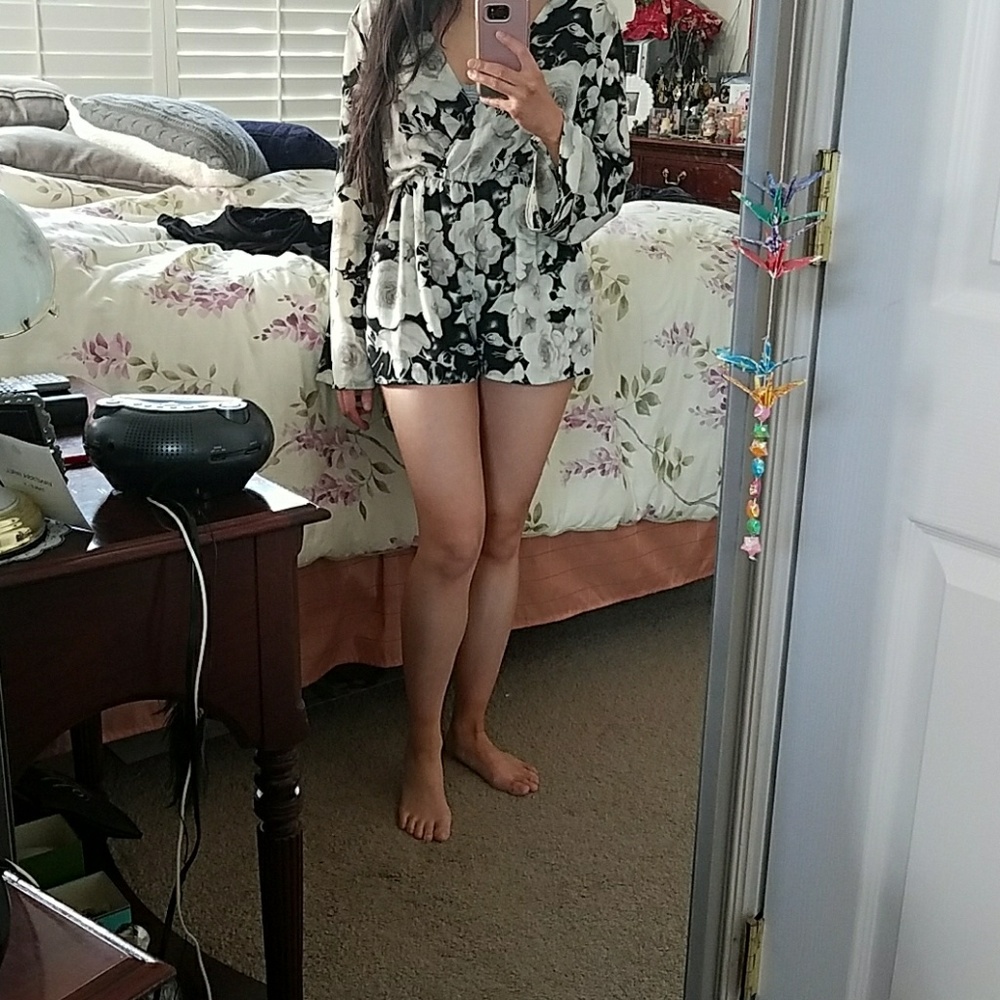NEW Nordstrom floral romper